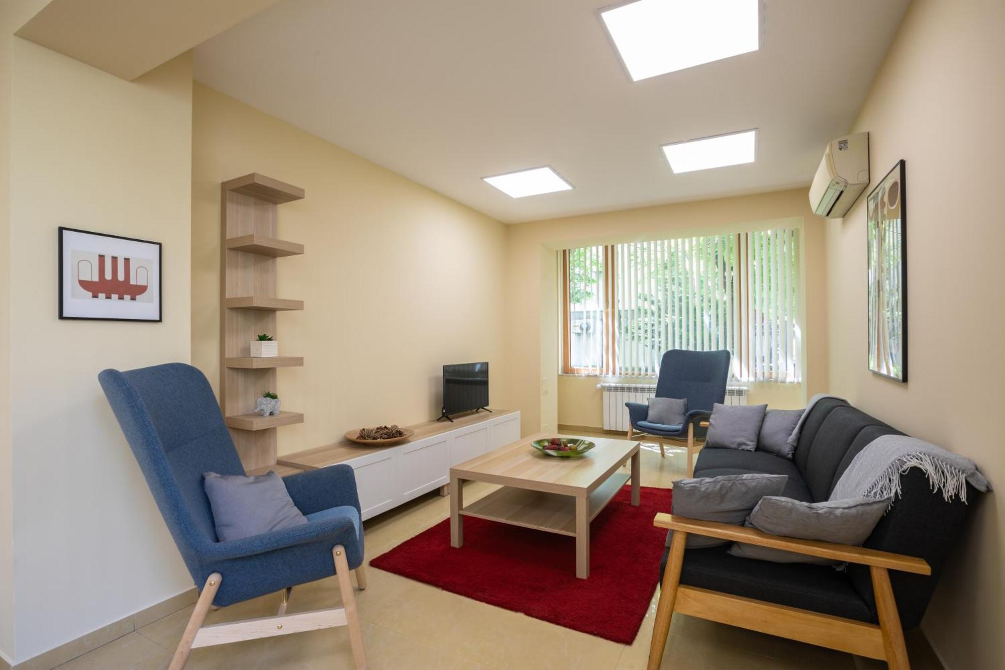 Bright 1bdr In Center דירה